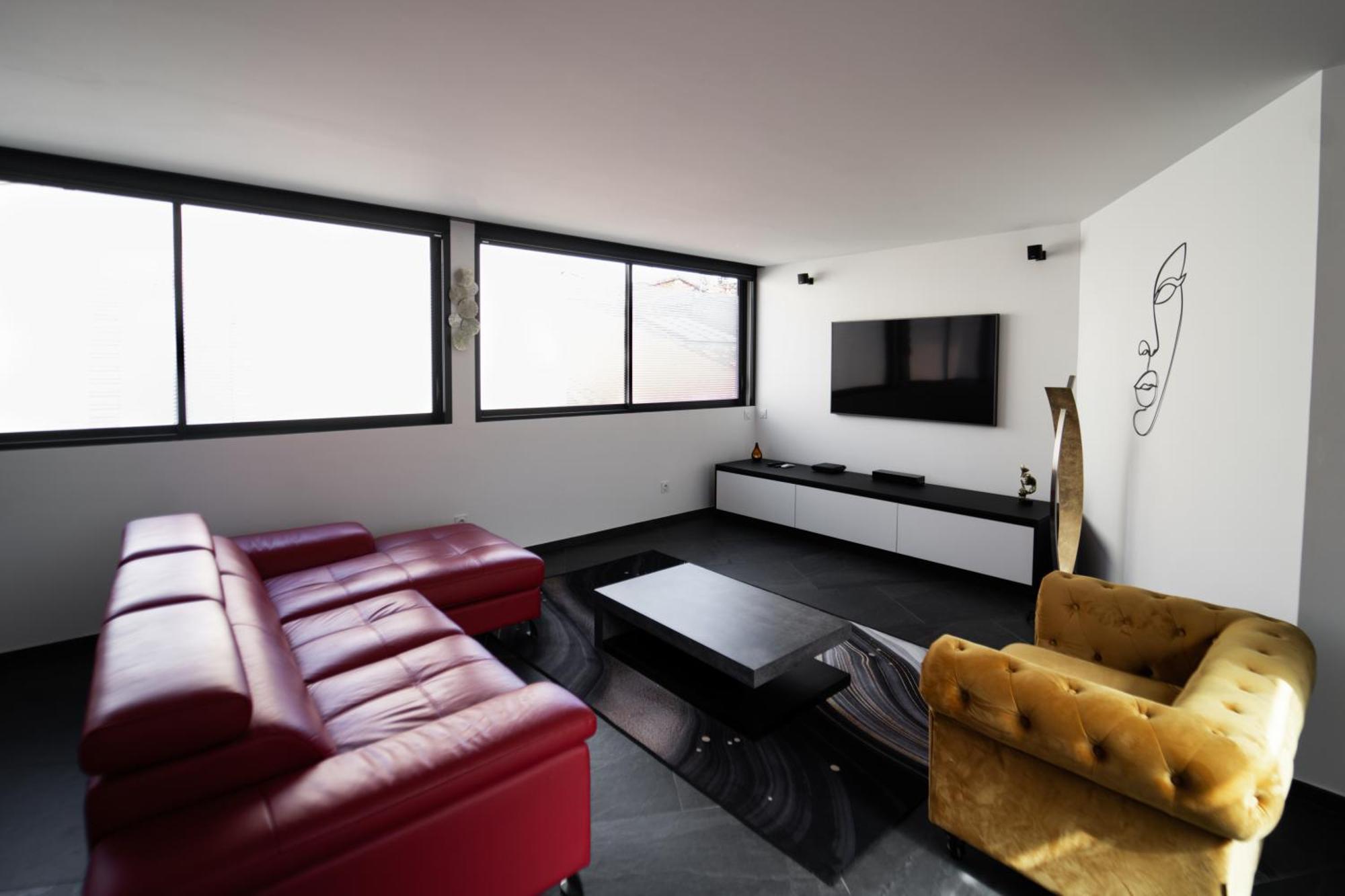 Loft 150 M2 Jacuzzi, Sauna Et Massage บลานญัก ภายนอก รูปภาพ